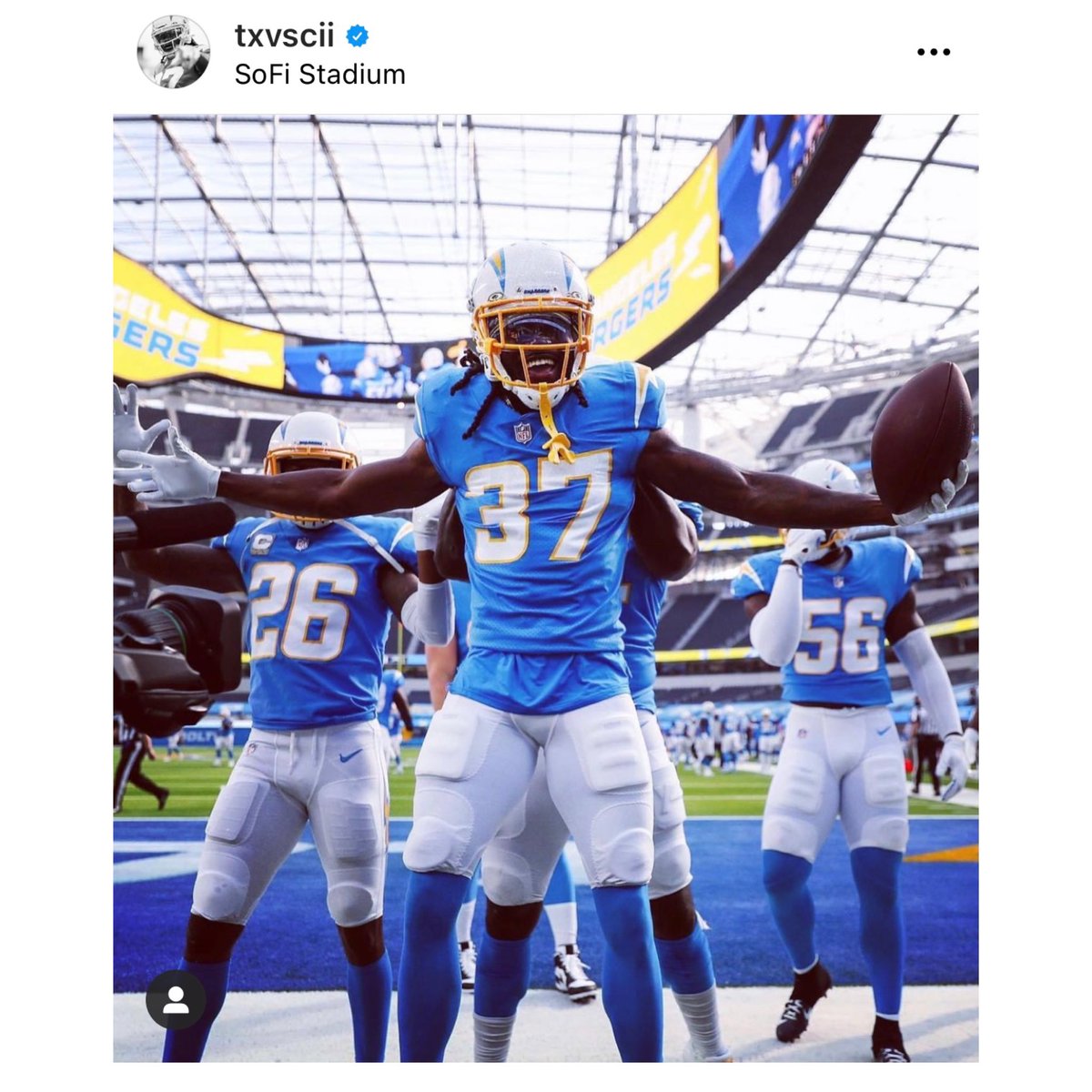 Bula_Spirit's tweet photo. From #canadarugbysevens to the #lachargers⚡️🏈 congratulations on a epic play last night Tevaughn Campbell. #nfl #canada🇨🇦 @TevaughnsC @RugbyCanada https://t.co/OrDNuUGQup