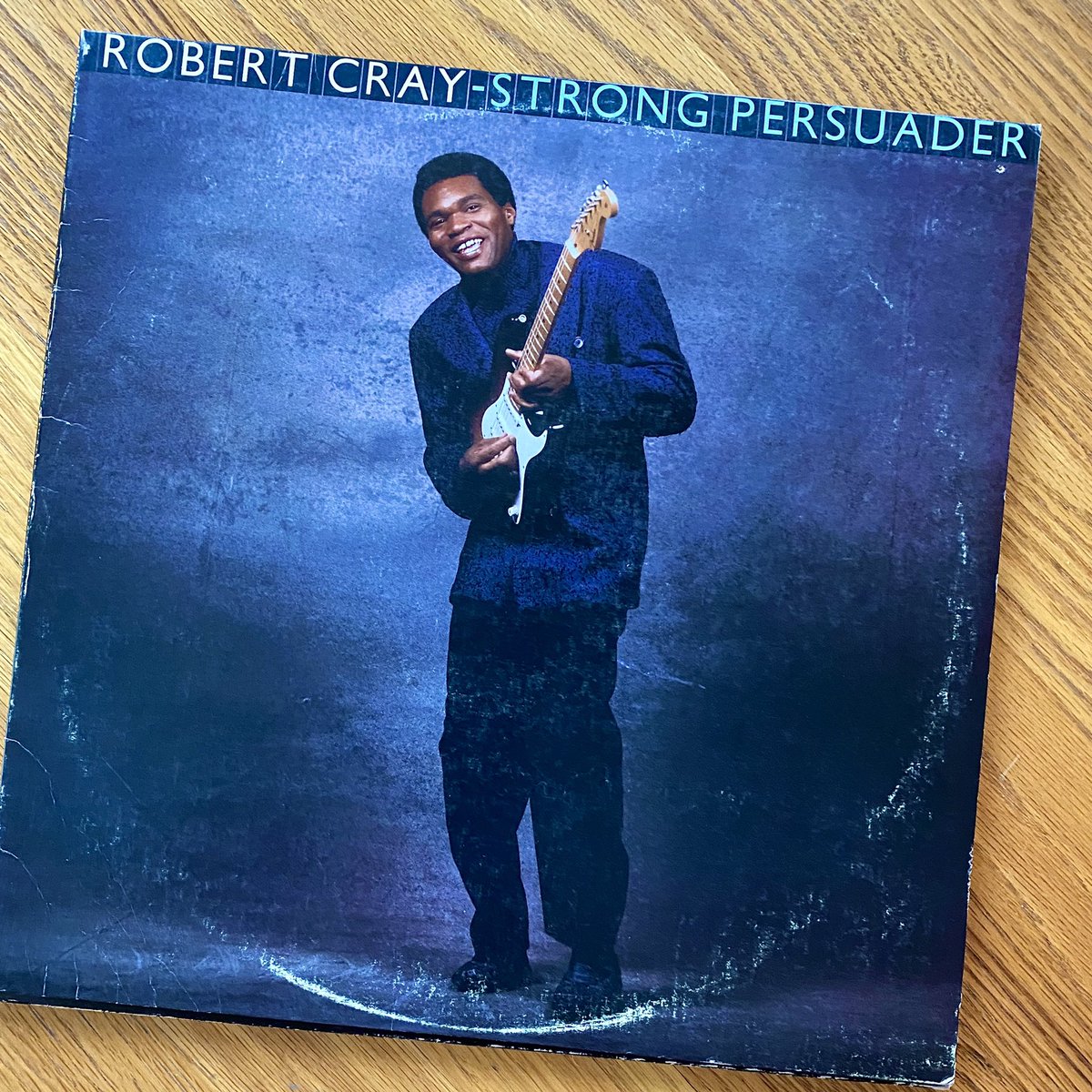CMoneyKS's tweet photo. #MondayMorningVinyl #TheRobertCrayBand #RobertCray #StrongPersuader #Vinyl #Mercury #PolyGramRecords #HightoneRecords #1986 https://t.co/BHeZ2wmm3c