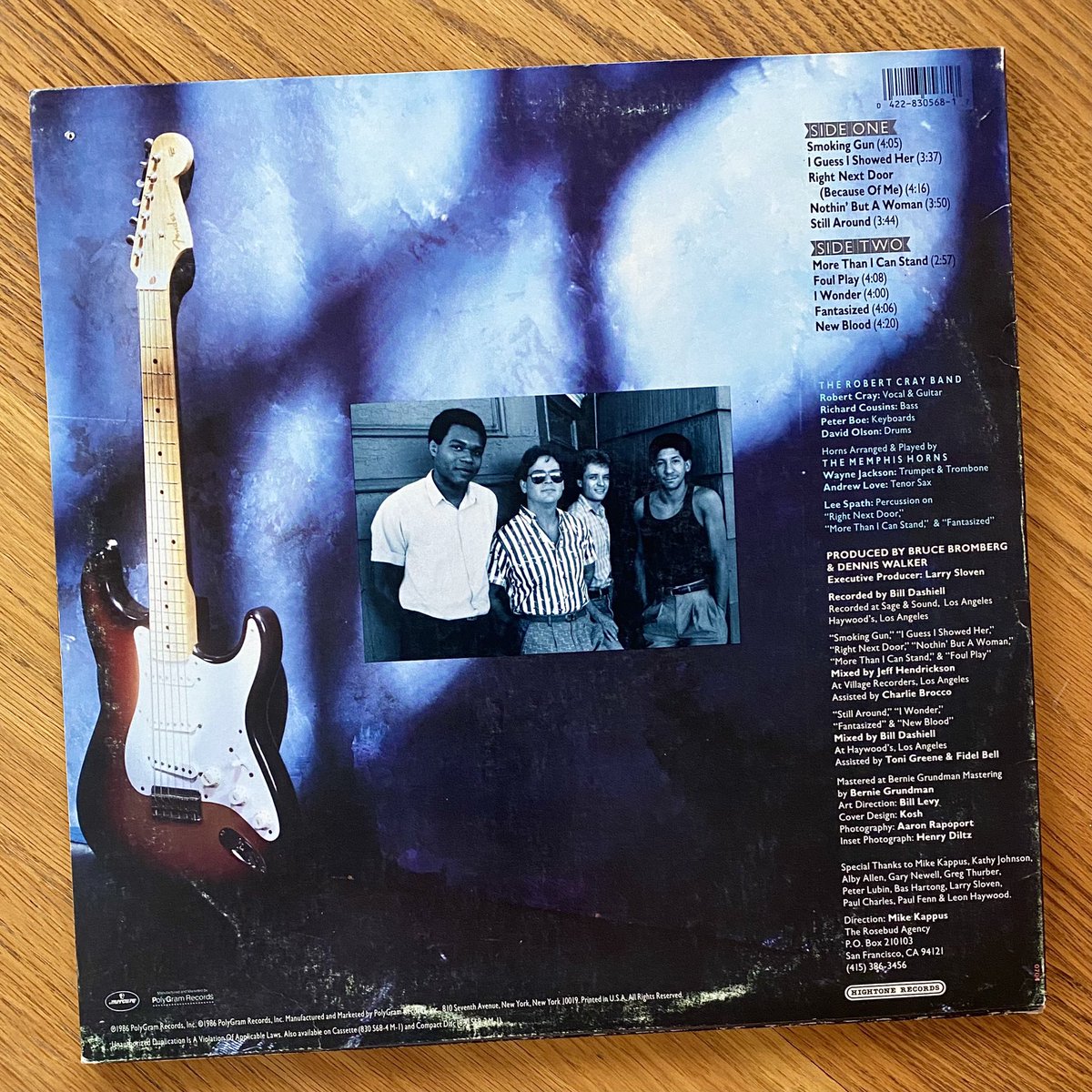 CMoneyKS's tweet photo. #MondayMorningVinyl #TheRobertCrayBand #RobertCray #StrongPersuader #Vinyl #Mercury #PolyGramRecords #HightoneRecords #1986 https://t.co/BHeZ2wmm3c