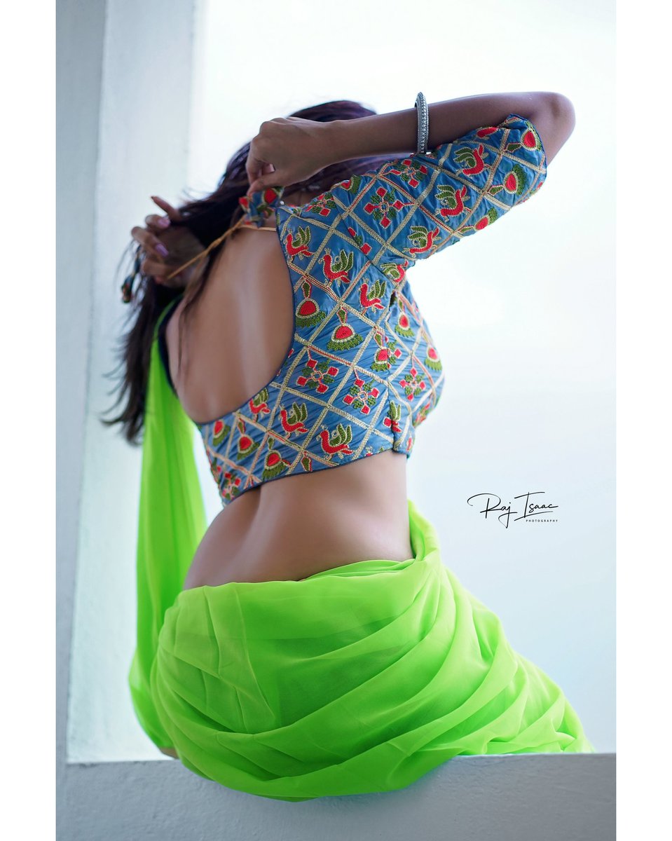 Shafitarak's tweet photo. ట్రెండింగ్ పిక్స్ 🔥

Like : Red ♥️
RT : Green 💚 https://t.co/yfxCYvFbLE