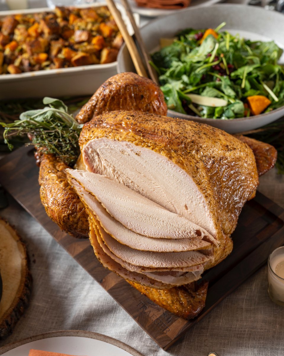 This week, we’ll be giving you tips on how to master the perfect presentation and create a meal no one will forget. We’ll dive into how to carve your turkey, proper place setting, how to build the ultimate Thanksgiving plate, and more. https://t.co/sSf0edxfnH