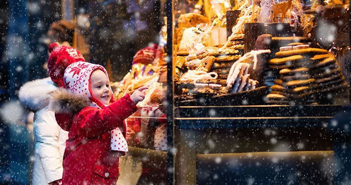 easyfoodmag's tweet photo. Lovely to hear of this outdoor #Christmas market coming to @TheRDS this December - a great way to #buyIrish and #supportsmallbusinesses 🎁 @MarketsIrish 🎁 https://t.co/hppZ8KyTEj https://t.co/itQPSPhZuU