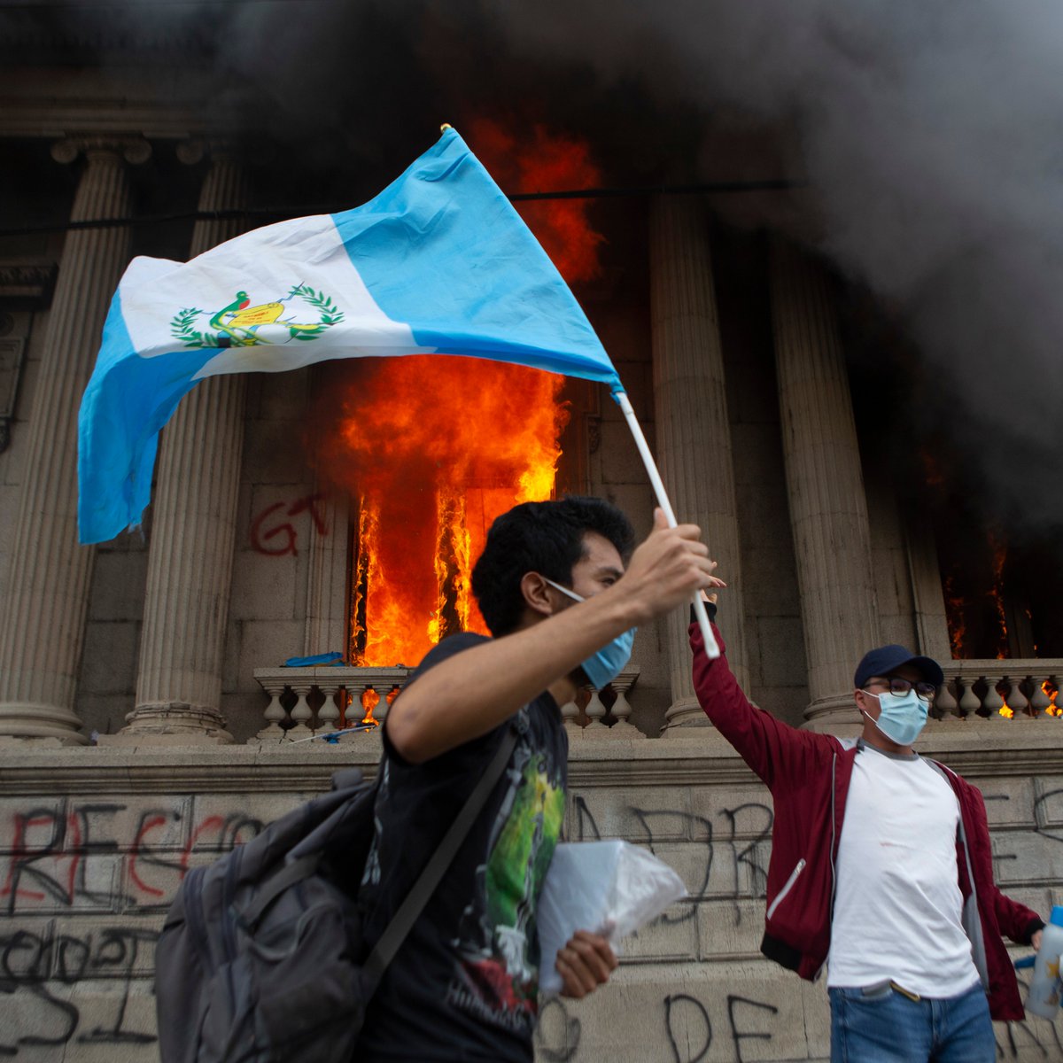 ajplus's tweet photo. Guatemala suspended a new budget after protesters set fire to Congress: "The people are fed up with being trampled on."

It would cut funds to health care and education and give most money to big business. But it may still be used if Congress doesn't pass a new budget this month. https://t.co/UtKzjp2HzN