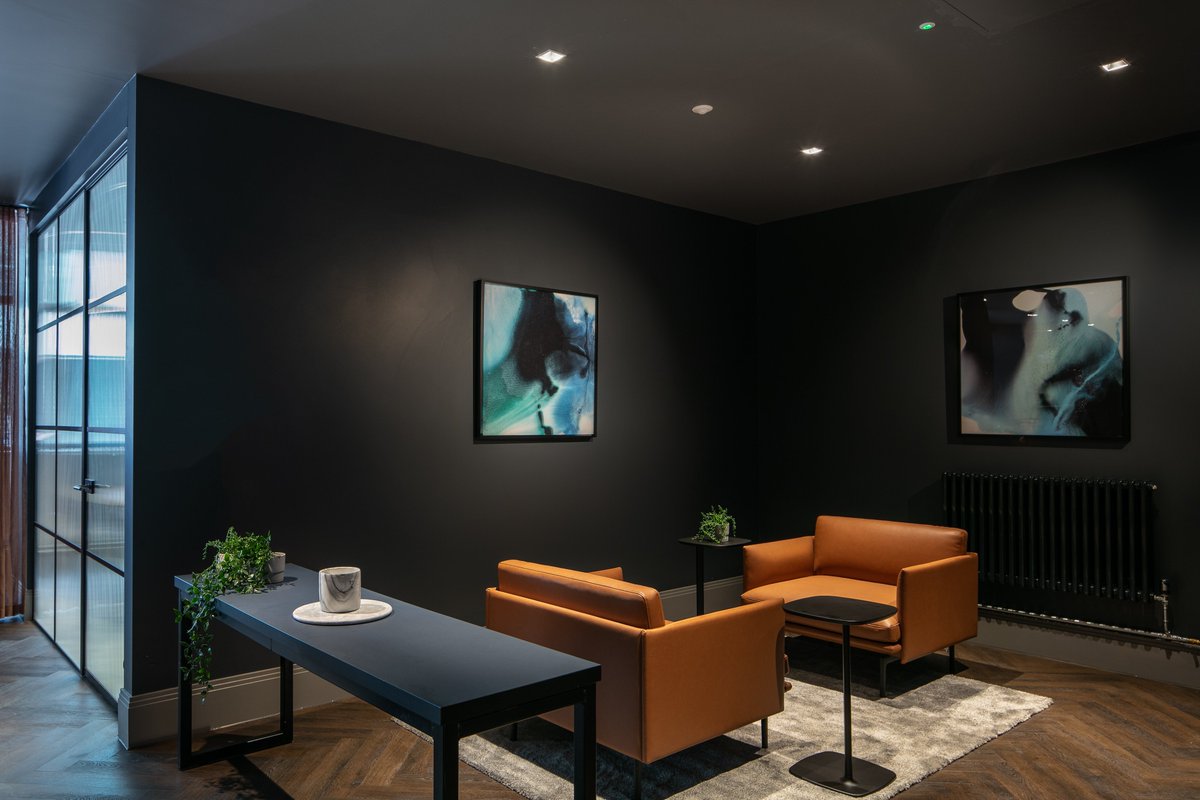 _Northspring's tweet photo. With elegant furnishings and adaptable spaces, Origin’s business lounge ‘The Club’ combines formal meeting rooms, hotdesking facilities, and lounge areas for an unrelieved office environment.
Visit https://t.co/SXjKN0IYzt for more.
#flexibleworking #originmcr #springgardens https://t.co/WM3xt9EDKK