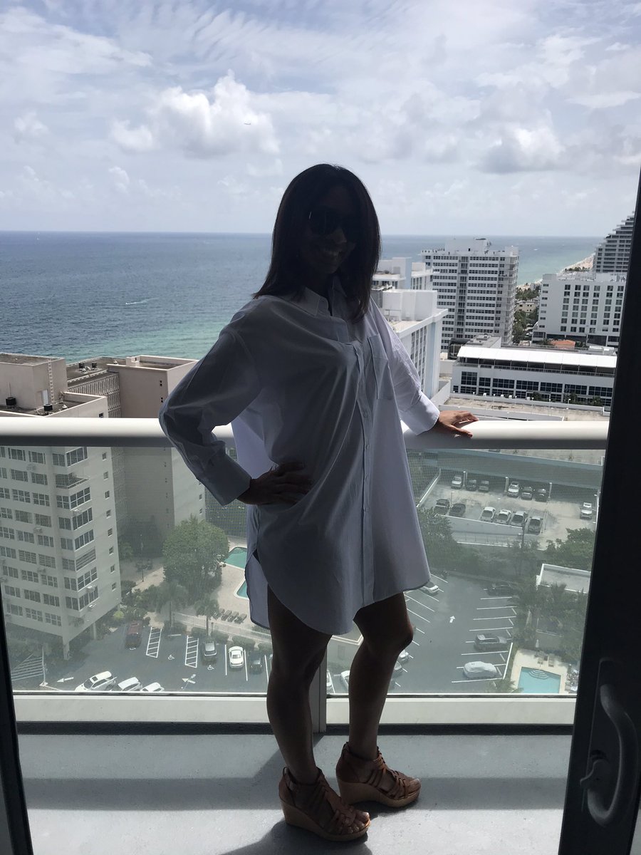 LaKeshaSings's tweet photo. Happy Monday! Thankful for my blessings. I don’t have everything I want, but I have all I need. Stay blessed! #grateful #thankful #lovemusic #lovesongs #lakeshasings #newmusic #soulmusic #realmusic #randb #rnb #bringbackrnb #comingsoon #staytuned https://t.co/EjwnLGmir9