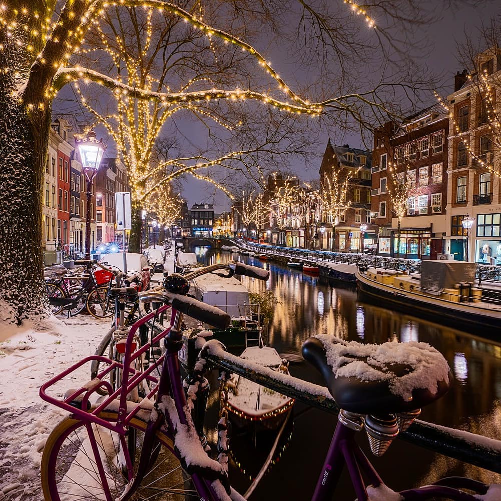 Int_MP's tweet image. Magical #winter wonderland in #Amsterdam
