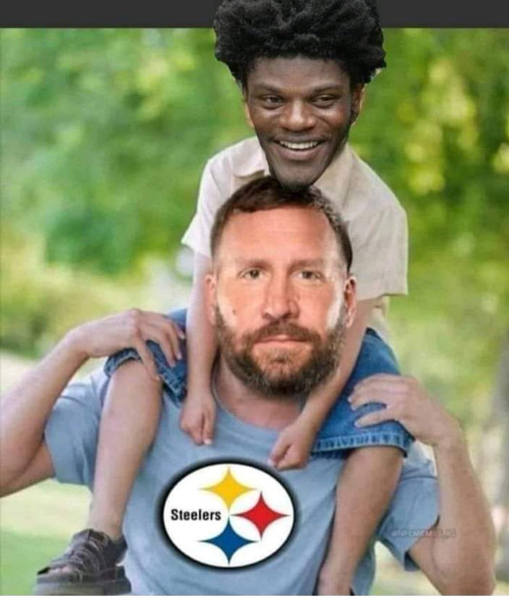 KJovenitti's tweet photo. Isn’t it so sweet Lamar Jackson and the Ravens get to see their daddy on thanksgiving? 
#HereWeGo #steelers https://t.co/b4FSyDWKcZ