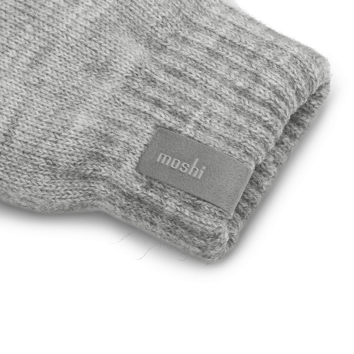 macshop_com's tweet photo. E' arrivato il freddo e con i guanti non riuscite ad usare il vostro smartphone? Noi abbiamo la soluzione...Moshi Digits!
Dei bellissimi e caldissimi guanti con fibra conduttiva su tutti e 10 i polpastrelli

https://t.co/acg5KYvEO1

#macshop #BlackFriday #Christmas2020 #regalo https://t.co/sbNQkoUKfz