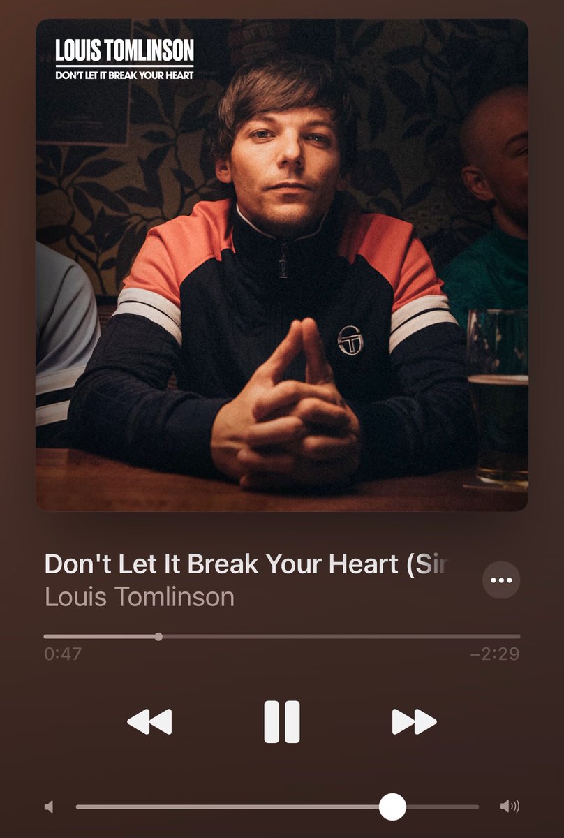 MTV's tweet image. One year ago today, @Louis_Tomlinson gave us "Don't Let It Break Your Heart." 🖤 #1YearOfDLIBYH