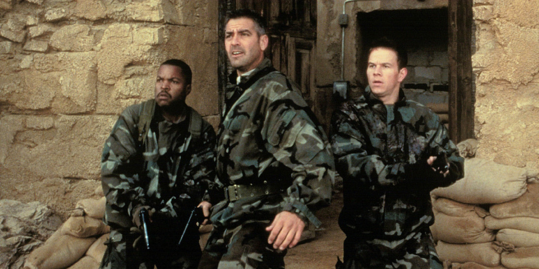 WhatT2Watch's tweet photo. An uncomfortable sense of humour can be felt throughout Three Kings (1999) where George Clooney, Ice Cube and Mark Wahlberg make up quite possibly the most fractured group of soldiers seen on film. As the Gulf War comes to an end, four US soldiers attempt to take back stolen gold https://t.co/Md38qtYPAP