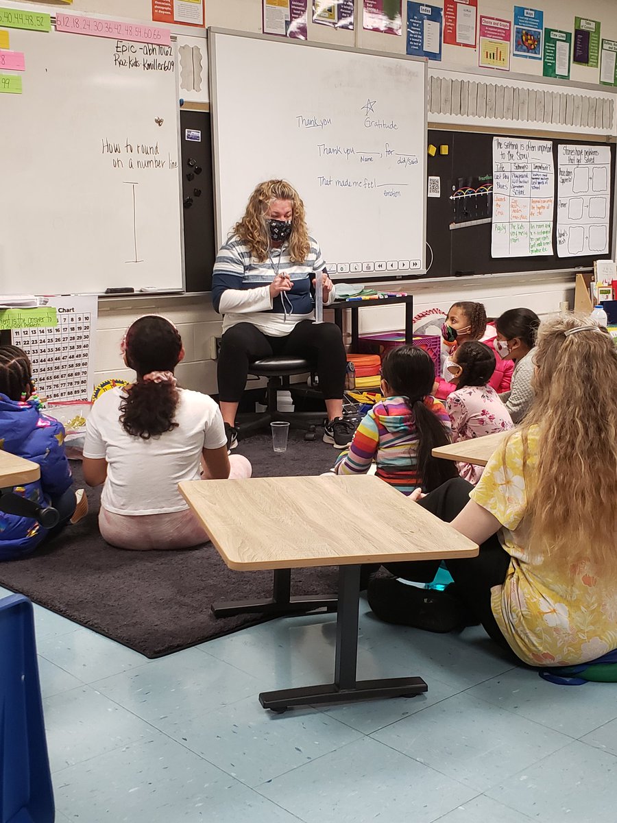 DacusQuinci's tweet photo. Mrs. Miller's class is engaged in rounding with @eureka_math . So many connections were made. This 3rd grade team rocks @MartinCityK8!
#MartinCityK8Movement
#WeAreGrandview
#MakingMathematicians https://t.co/pfCbWQrLc2