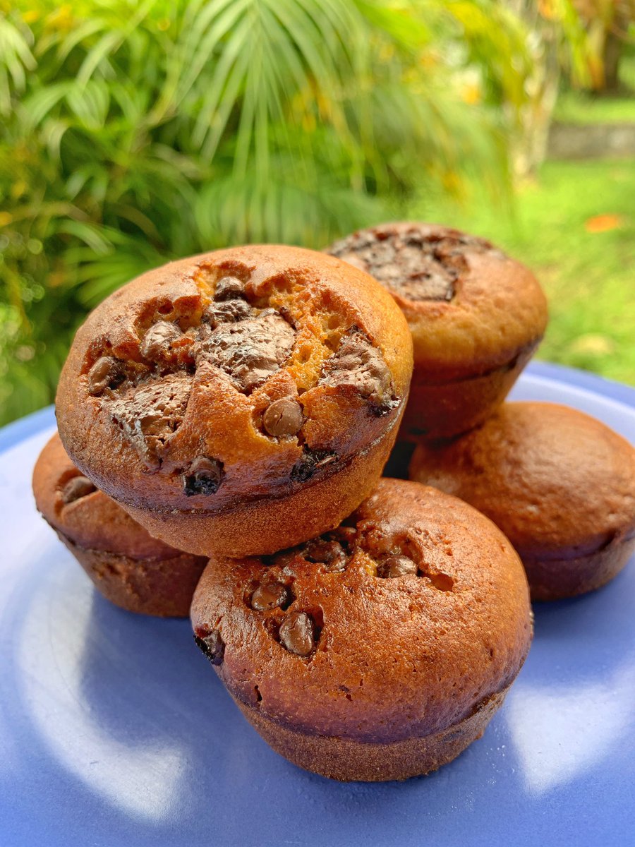Pilar_HJ's tweet photo. Muffins y chocolatoso día 🍫🥧 https://t.co/DldG8OY0rR