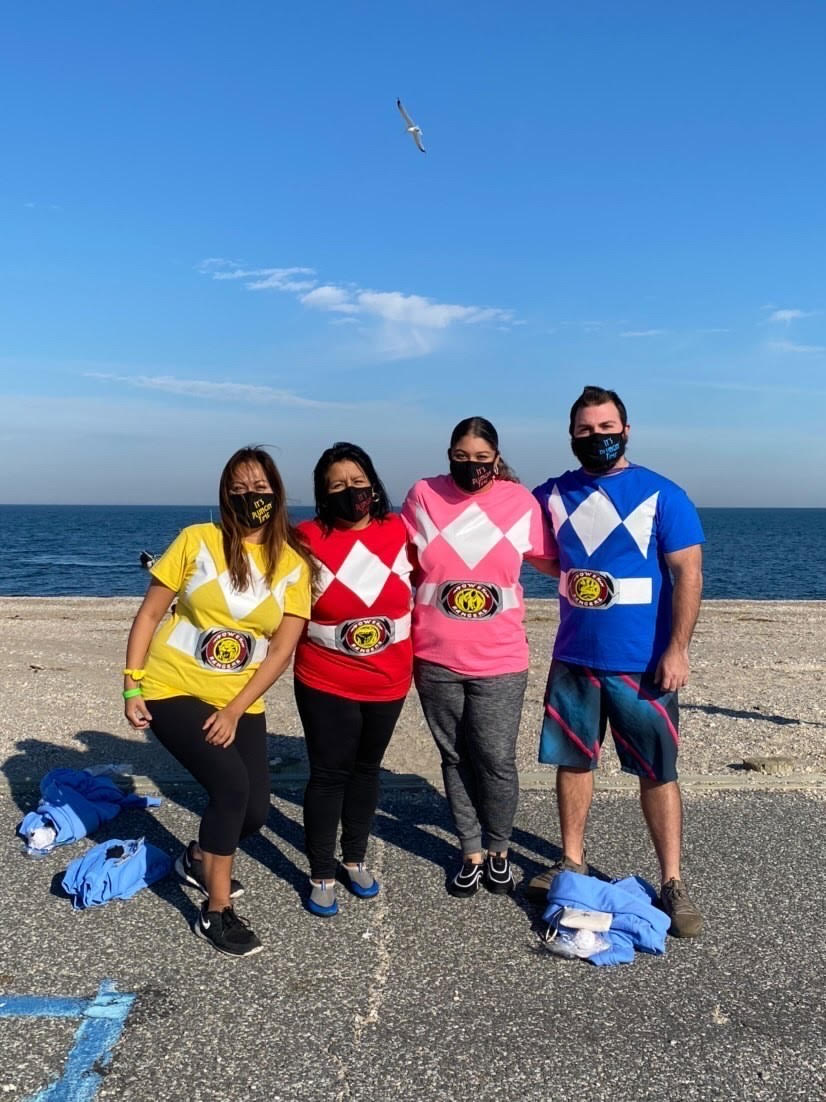 PSIS102Q's tweet photo. Much love to Mr. Summo, Ms. Vega and friends for taking part of the #PolarPlunge this weekend. They helped raise almost $2000 for the #SpecialOlympics #ElmhurstEagles #PowerRangers. The #PSIS102Q family is so proud of you and your support of the community. https://t.co/bsU3YNyOLN