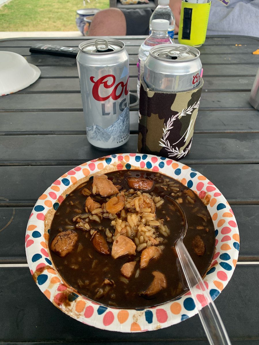 GroundCrew_TSU's tweet photo. Worked on that cold weather tailgate food yesterday! @TarletonBase #D1Szn #rowdyRF #TexanNation #tailgate https://t.co/qRt4Xn2ADF