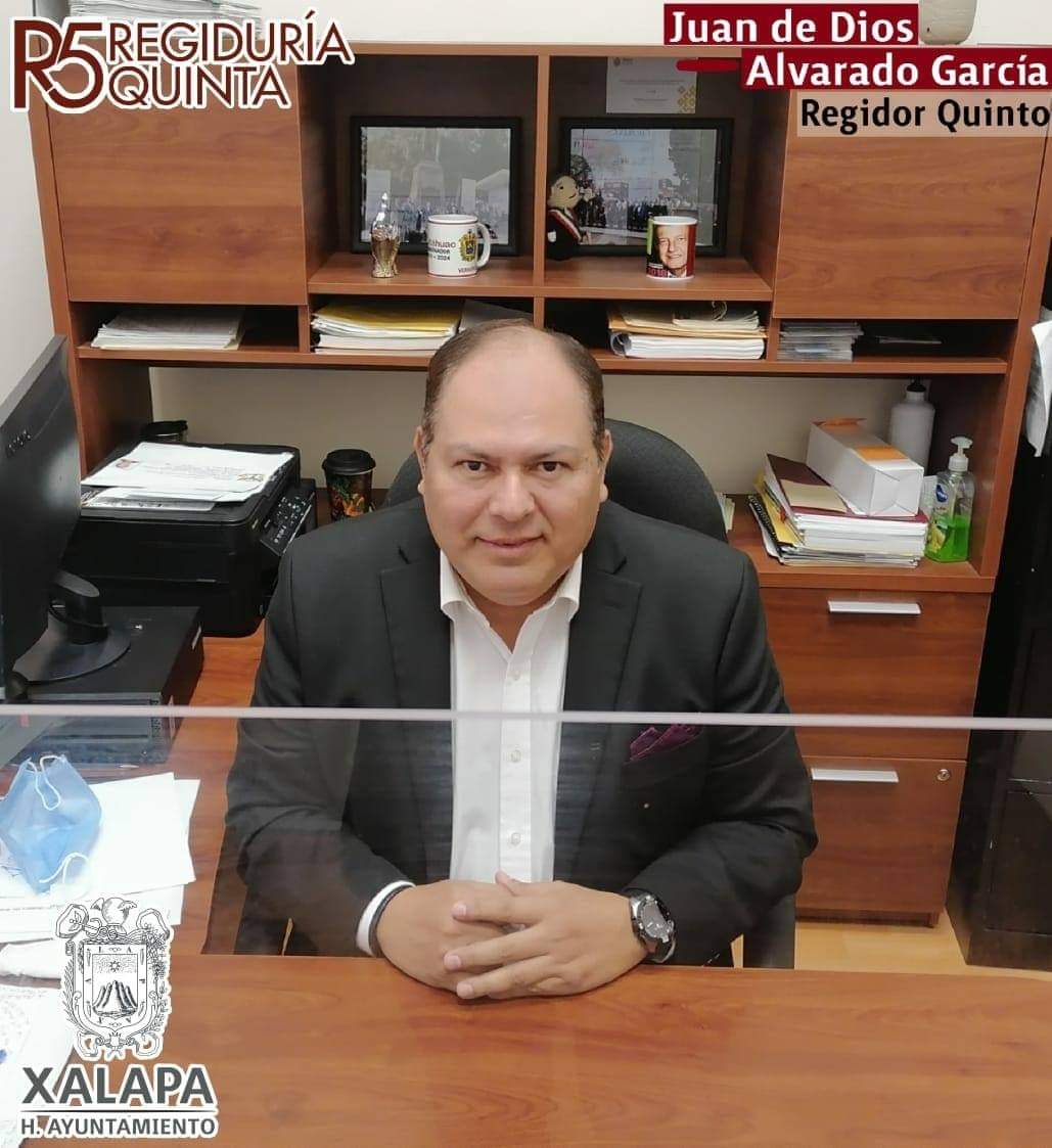 JuandeDAG's tweet photo. Presente en estos momentos en la Sesión Abierta de Cabildo, en la cual las y los ciudadanos participan y plantean sus dudas y sugerencias sobre el proyecto de la Ciclovía.Xalapa https://t.co/F97SvnSTPQ