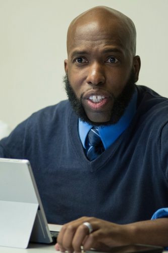 uricels's tweet photo. CELS professor @BMDewsbury's #inclusiveteaching practices have lowered failure rates in the university's introduction to biology course.
Read November #BigThinker Dewsbury's story and how his revolutionary ideas are reaching beyond CELS.
https://t.co/T5SAf9Y463
#URIBigThinker https://t.co/A2ynHfhrXI