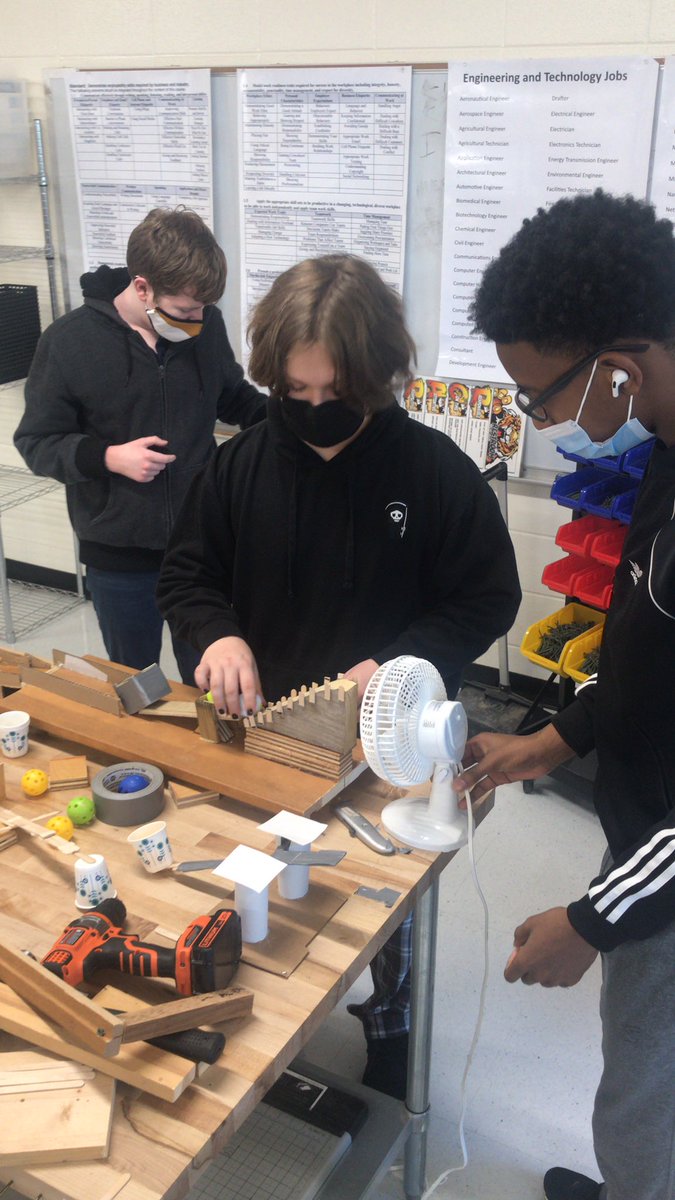 engineeringfchs tweet picture