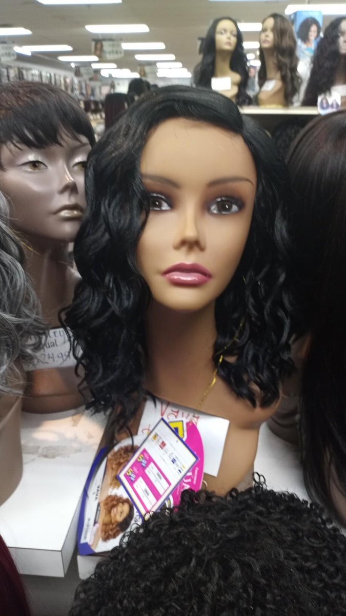 Pvalleyupdates's tweet photo. This that Autumn Night Wig 🙌🏾😂 https://t.co/fQNtniI4AQ