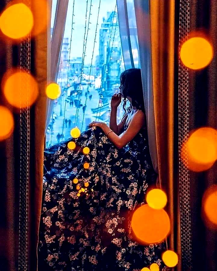 LanaToro21's tweet photo. #PositiveVibes #SupportMyFriends
#MyThoughts #goodnight 🌜🌕🌛
Keep dreaming & believing in something good every day, despite sadness, worries, wounds, heart scars... that's life which never stops but goes on & on...😇💙🙏 https://t.co/5NQkATuGtI