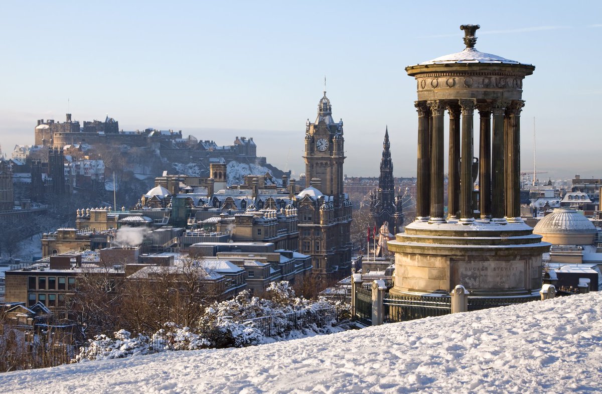 AbsoluteEscapes's tweet photo. Winter in #Scotland is the most magical time of the year 😍❄️
From snow-filled skies to snow-capped mountains, the Scottish scenery truly comes into its own during the winter months. It's also a great excuse to cosy up by the fire and enjoy a whisky! 🥃🔥
#AbsoluteEscapes https://t.co/1E8Kr3XVQC