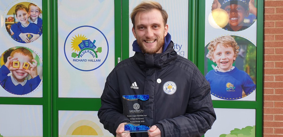 LCFC_Community's tweet photo. Congratulations to Coach Ryan, who has won the #PLPrimaryStars Facilitator Award 🏆
Ryan is committed to having a positive impact on the people he engages with and has built long-lasting relationships with partners to ensure the longevity of our programme 🤝
#PLCF10YearAwards https://t.co/rlkODicrif