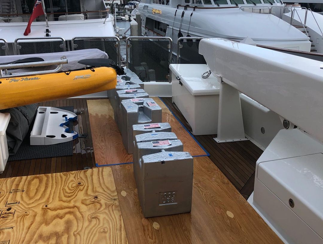 murrayandassoc's tweet photo. Over the weekend, to meet the owners upcoming holiday schedule, we completed an incline test in Fort Lauderdale for a 40m @westportyachts using 16,000lbs. The weights were loaded and shifted using the vessels @NauticalStruct  crane. #navalarchitect #yachts #marineengineer #refit https://t.co/0dq8f5i6El