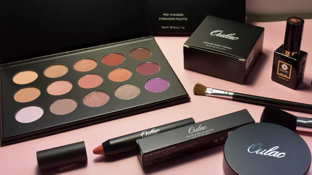 oulaccosmetics's tweet photo. Highly pigmented, long-lasting, multi-color formulas and makeup products specially designed for makeup artists.
Contact us to discover the distribution opportunities: https://t.co/PxiURkj2Bs
#procollection #makeupcollection #makeupartist #acfw #oulaccosmetics https://t.co/AadtTGP4zY