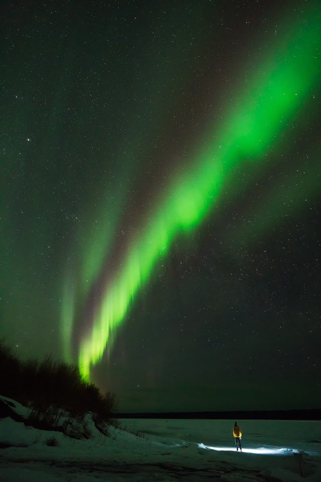 ExploreWBRegion's tweet photo. When there are fewer hours of sunshine and shorter days, the Wood Buffalo region becomes an aurora viewing paradise. 

In the North, they’re always looking up!

📸: Nick Fitzhardinge

#explorewoodbuffalo #exploreymm #AuroraBorealis #northernlights @TravelAlberta @IAmASnowSeeker https://t.co/4IuD5JwHYx
