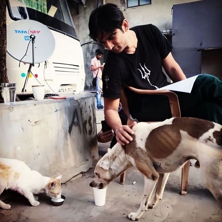 ujj_writes's tweet image. Posting a pic of our humble Sushant♡♡
And further nominating,
@Shreya4SSR @IpshitaTripathi @PoorvaS98373301 @for_ssr @Ruchika53426578

Continue the Chain! :)❤️🦋
And keep asking, why
#SSRCulpritsRoamingFree??