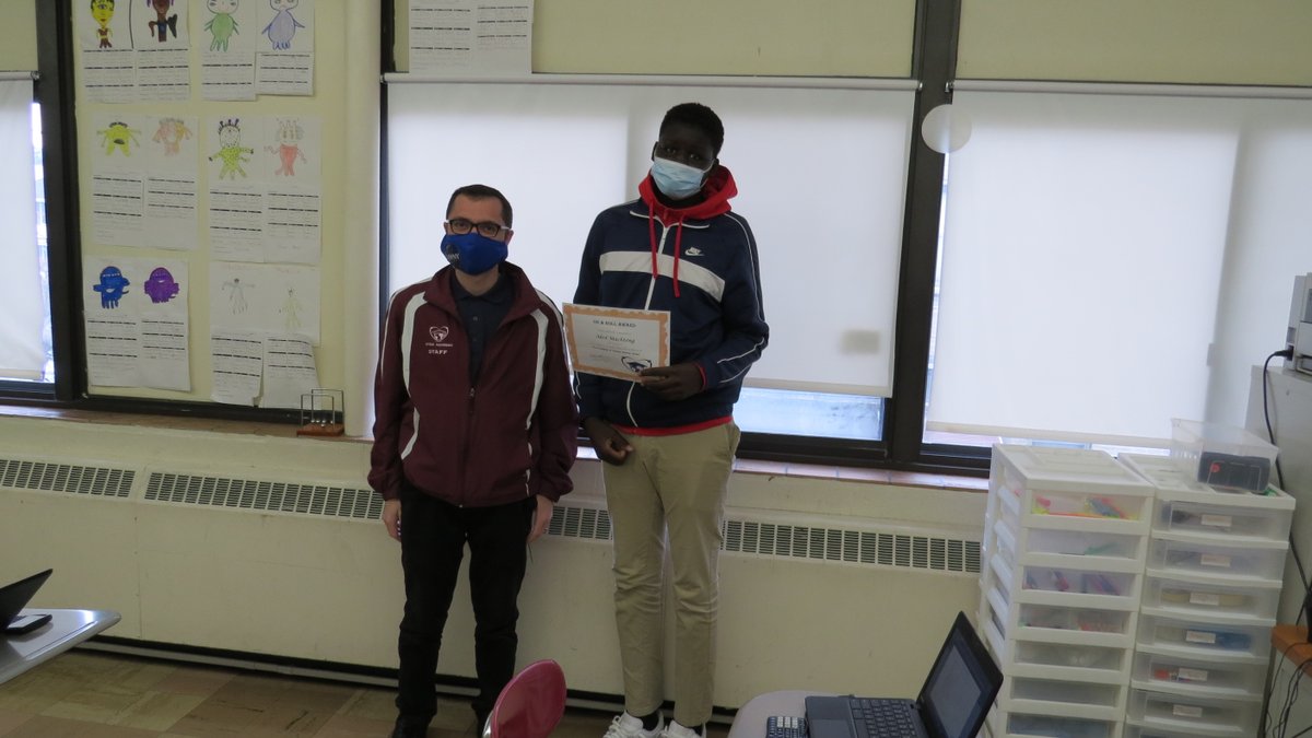 uascs's tweet photo. #UASCS #MiddleSchool awards #UASAtoms with #HonorRoll certificates. To be on the Honor Roll, Atoms must earn the following averages.
#MeritRoll: 86-89.9
Honor Roll: 90-92.9
High Honor Roll: 93-96.9
#DeansList Award: 97-100
@dfranknyc @Ninacharters @CharterEmpire @nycharterassoc https://t.co/8LwRvkXT4a