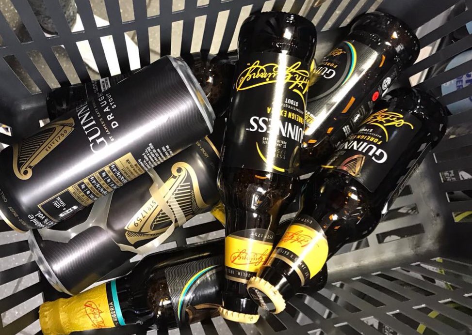 Che3rrry's tweet photo. Bought and drank Guinness for the first time #AllForPrince #BeSmoothLikePrince I love and support Prince enough to fully patronize the brands he works with https://t.co/NN4PUqjPQ1