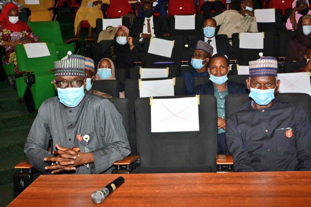 nnpclimited's tweet photo. "Anyone of you here can become anything in this Company. You can aspire to the highest position in this great Corporation. This company is an equal opportunity employer." 

--GMD @MKKyari welcoming #NNPC's newly recruited Graduate Trainees as they physically report for work today https://t.co/xjK15apsBc