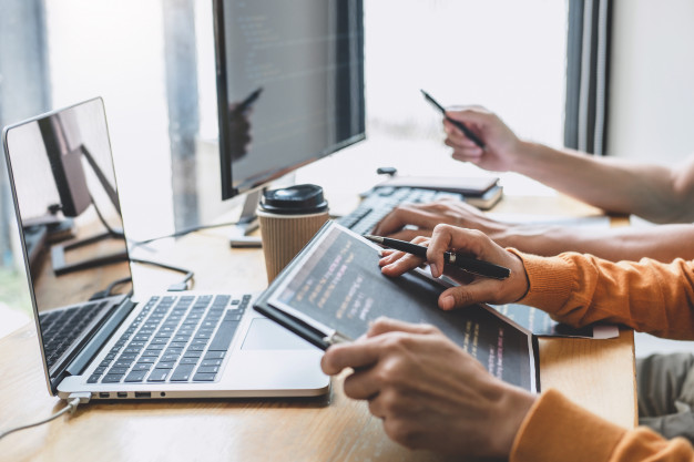 DobleBytes👇

📌Desarrollo de aplicaciones
para iOS y android

📌UX / UI

📌Product Design

📌Web &amp; Full stack

📌Mentoring

📌Ecommerce

Te ayudamos con tu proyecto digital...😊😉

#interiorismo #diseño #stand #ferias  #arquitectura #decoración #mobiliario #3d #Diseño3d