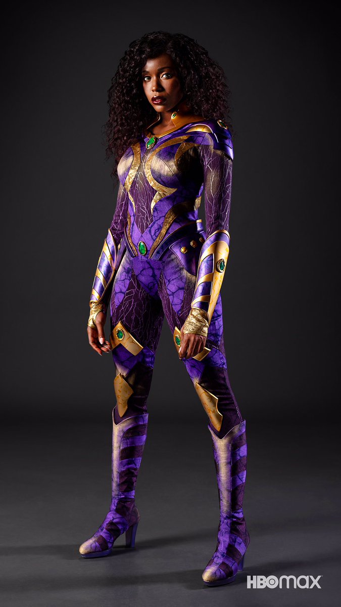 Ça y est. @DCTitans donnera enfin un costume de Starfire à Anna Diop dans la saison 3 de la série, et il lui va à MERVEILLE 😍 https://t.co/7KtCmVknnq