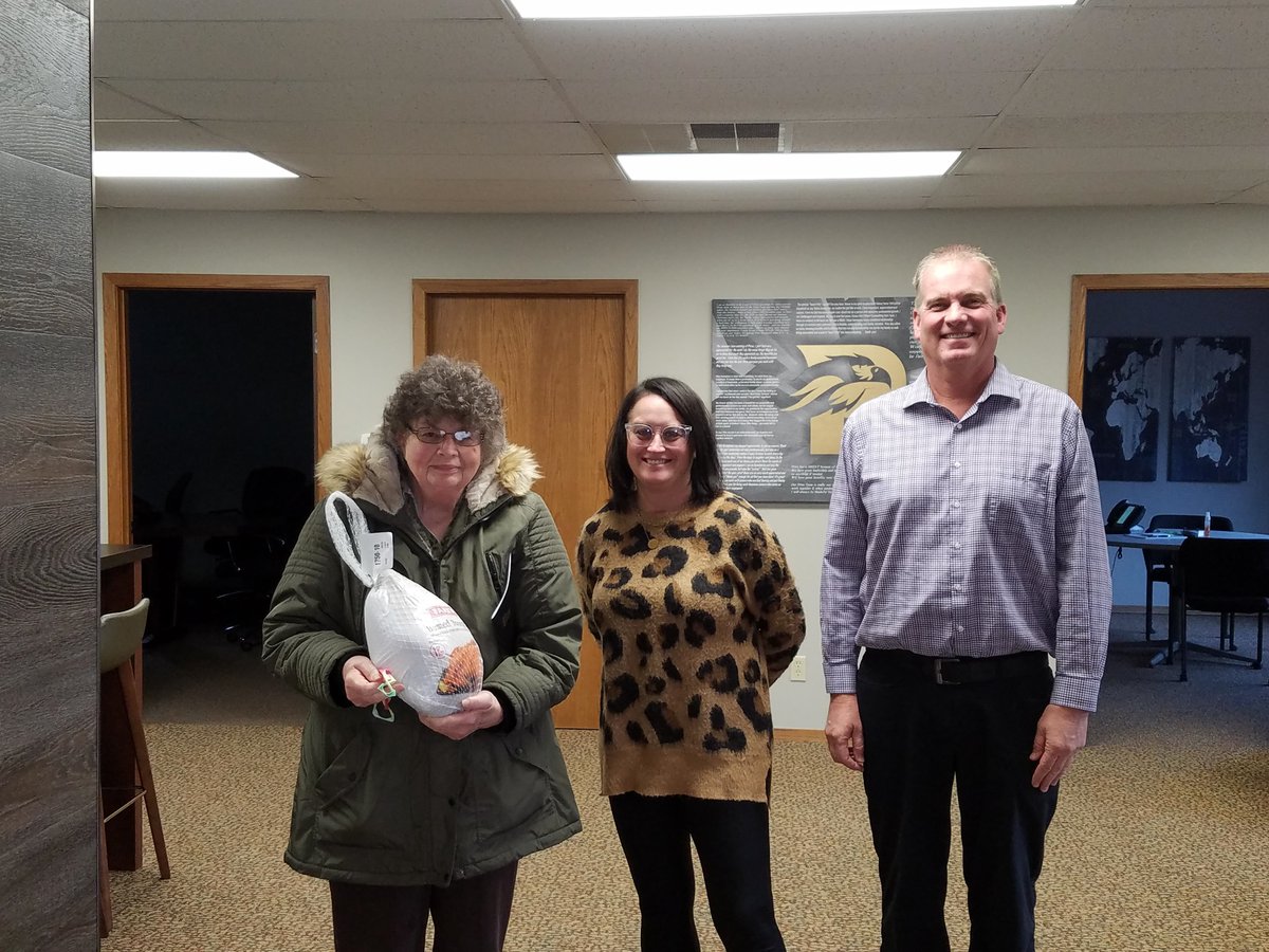 prins_insurance's tweet photo. Congratulations to Pauline Getting, the winner of a Thanksgiving turkey from Prins Insurance for the "Thanks For Giving Us Your Business" giveaway sponsored by the Sanborn Chamber of Commerce.  A big Thank You from #teamprins to all who entered!! https://t.co/eBjsW6MVvj