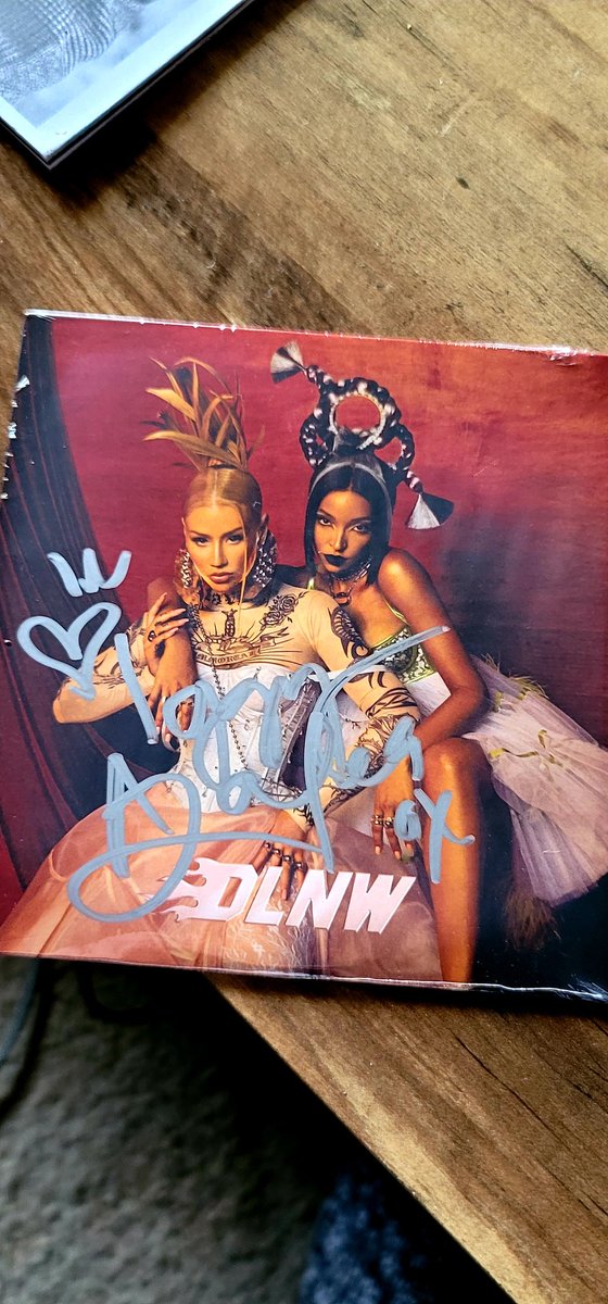 JoeWGrant's tweet photo. @IGGYAZALEA great way to start my week off! https://t.co/kdt1Q0SMUo