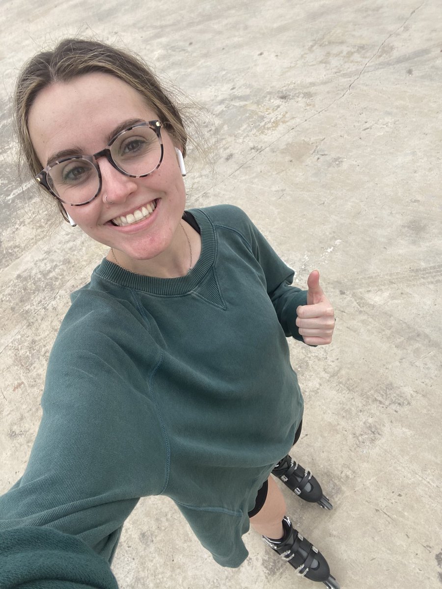 My version of self care this thanksgiving break is rolling around on my new skates!! It’s my new fav form of relaxation :)