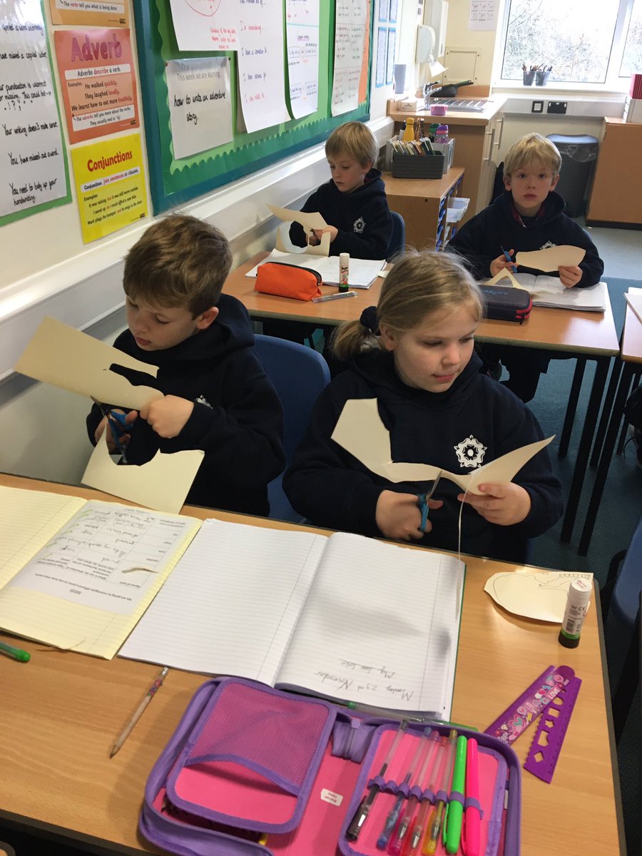 KESBathJunior's tweet photo. Look at all of these amazing hinge joints! #KESBathJnrScience #KESBathLearning https://t.co/mTDP4Q8qtH