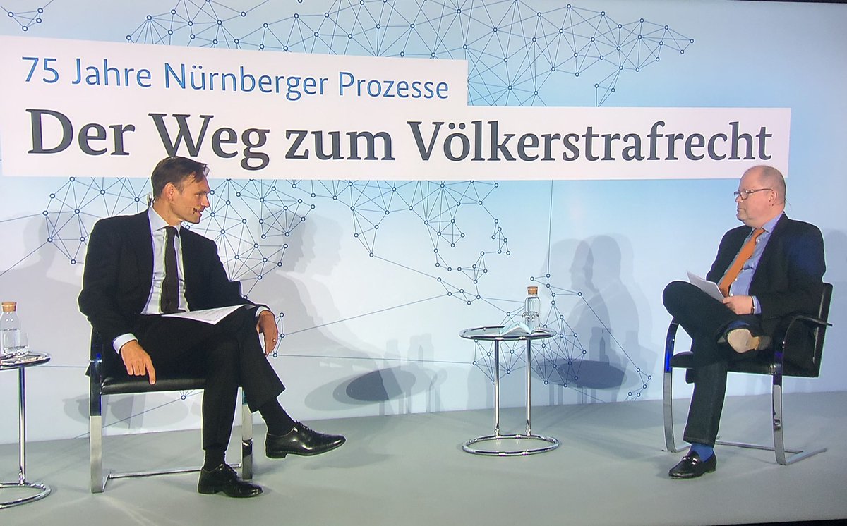 Bei der Veranstaltung des @BMJV_Bund zu 75 Jahre Nürnberger Prozesse unterstreiche ich: Verbrechen gegen die Menschlichkeit & Kriegsverbrechen müssen vor Gericht gebracht werden - im Sinne der Opfer & der Gerechtigkeit! https://t.co/AofqD7YiXk