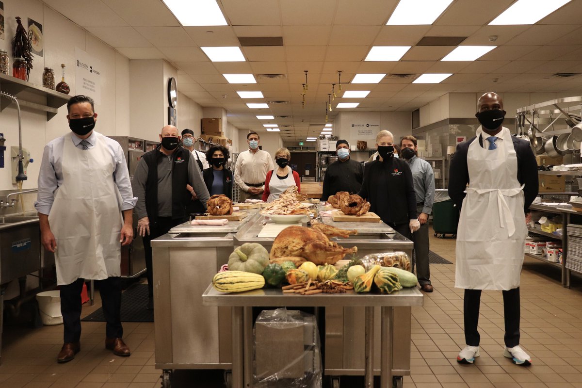 sodexo_live's tweet photo. Some scenes from our Thanksgiving Dinner prep with @VisitPasadena @PasadenaGov for the Union Station Homeless Services Dinner in the Park! #GiveBack https://t.co/U7AqHsDC9M