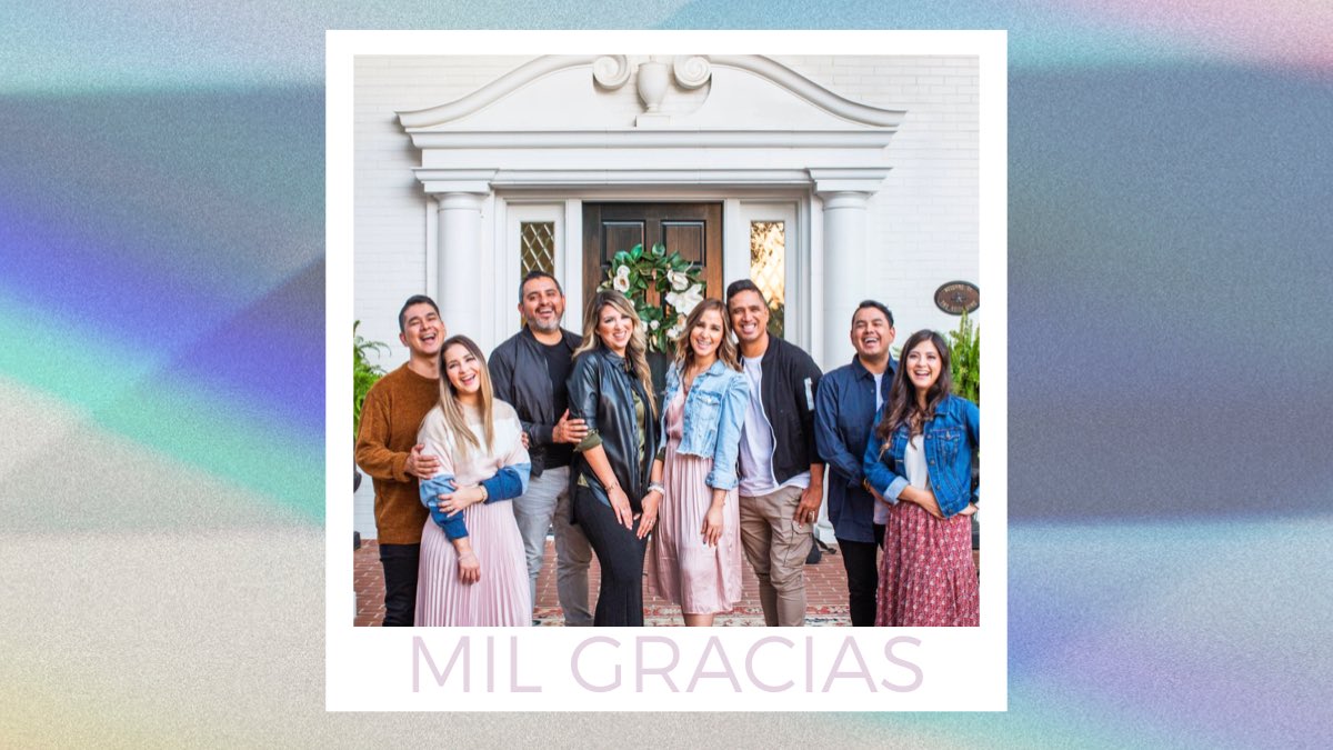 Quiero darte mil gracias por quien eres Dios y tu eterno amor, todo viene de Ti y todo vuelve a Ti 

MIL GRACIAS / Miel San Marcos &amp; Susy González .
26 Noviembre en todas las plataformas Digitales 

#mielsanmarcos #MilGracias