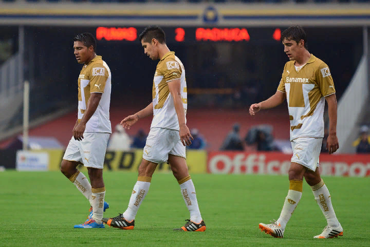RockCervezaPuma's tweet photo. ▶ Tuzos 1-1 UNAM | Ida | 4tos #CL2014

🐹 Carreño (71')
😼 J. Cortés (90+3')

▶ UNAM 2-4 Tuzos | Vuelta | 4tos #CL2014

😼 Efrain Velarde (16') José Van Rankin (33')
🐹 Enner Valencia (12', 25', 47') Hugo Rodríguez (55')

Global: #Pumas 3-5 #Pachuca https://t.co/8oKd1k2u0j