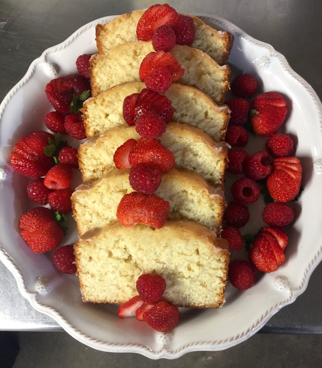 Today is the last day to order your Thanksgiving sides! Also this weeks Family Dinners <a href="/BaldanzaAngela/">Angela Baldanza</a> <a href="/CTBites/">CT Bites</a> <a href="/FoodiePleasure/">FP</a> @unlockingCT <a href="/NCBuysLocal/">NC Buys Local</a> <a href="/NCFood_Rev/">New Canaan Food Rev</a> baldanzarestaurants.com/dinner-specials #Thanksgiving2020 #ThanksgivingWeek