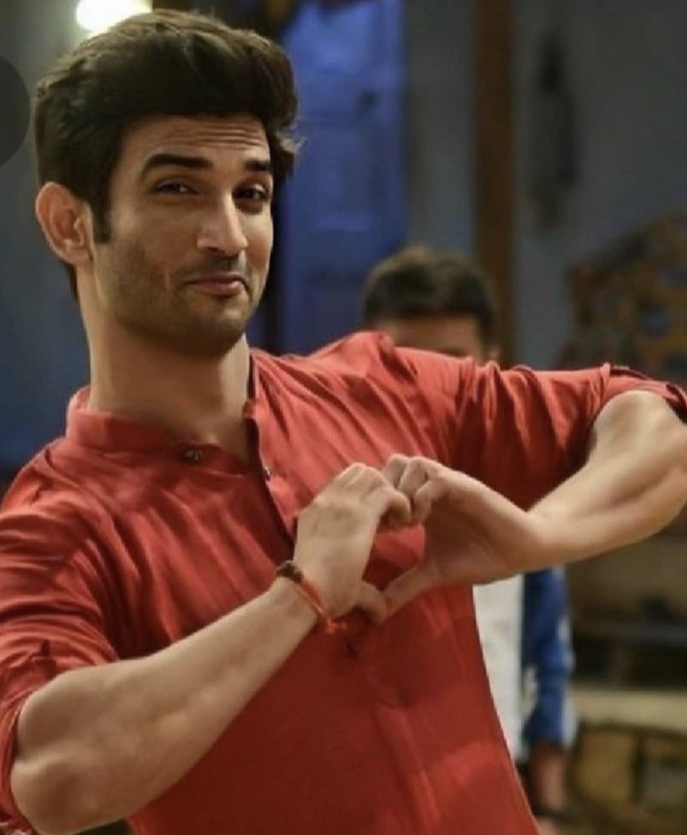 TamilSe37444620's tweet image. ⇖ 
    this user 

                  Loves Sushant ❤ 
 #SSRCulpritsRoamingFree