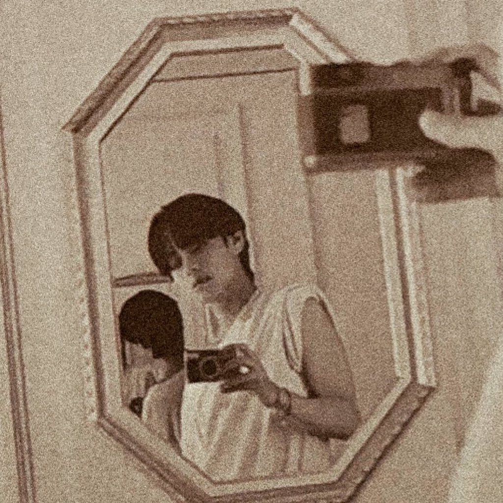 파이 tweet media