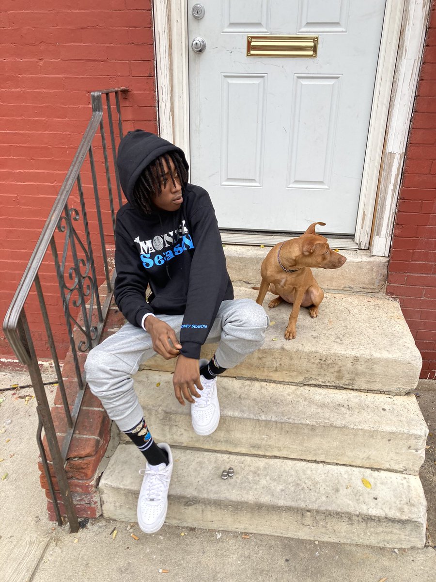 97_Tayne's tweet photo. Stay Focused 🤞🏾💪🏾

#97 #97tayne #97promo #MoneySeason #philly #kingninety7 #stayfocused https://t.co/XYzCXITzDQ