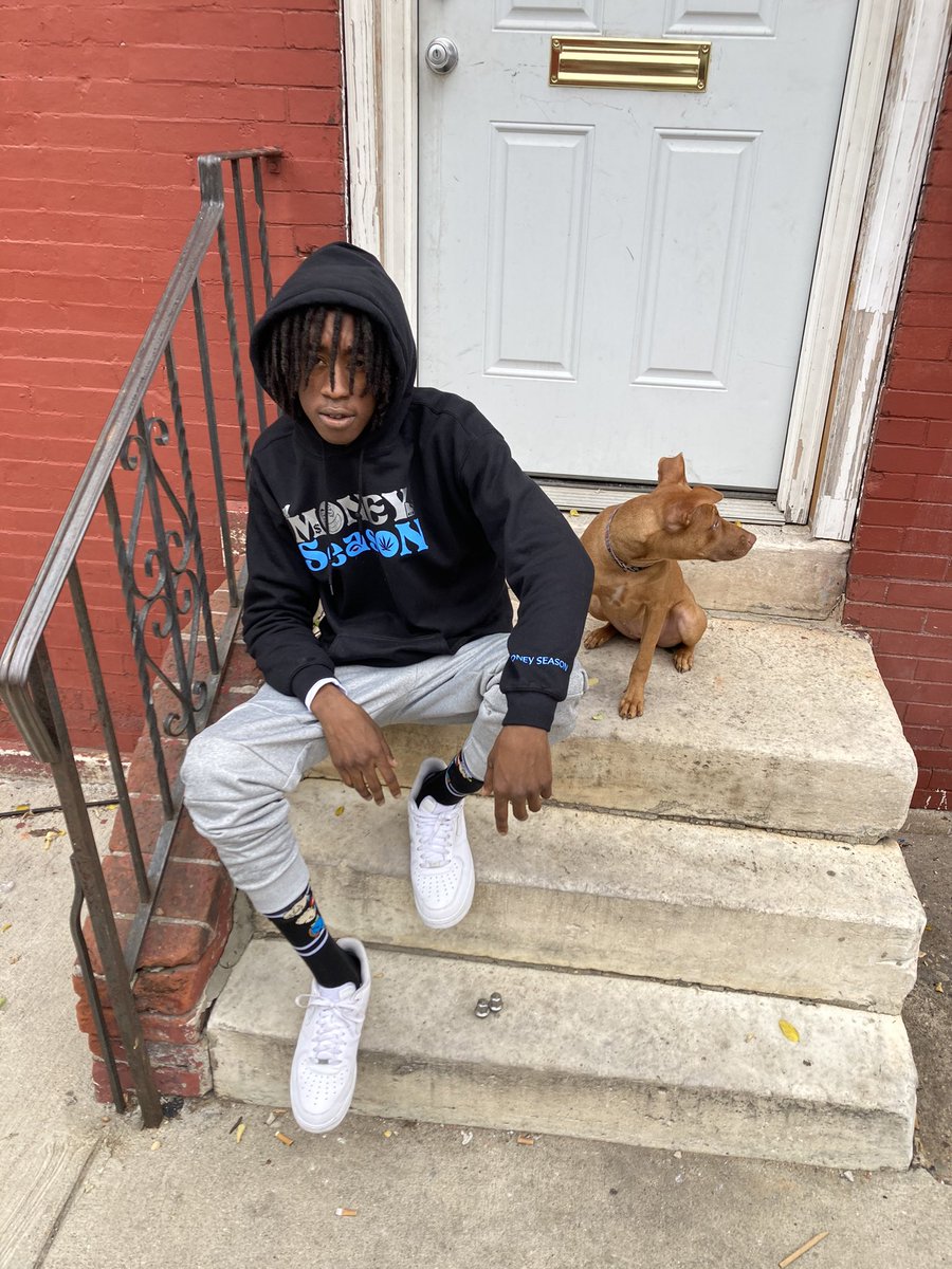 97_Tayne's tweet photo. Stay Focused 🤞🏾💪🏾

#97 #97tayne #97promo #MoneySeason #philly #kingninety7 #stayfocused https://t.co/XYzCXITzDQ
