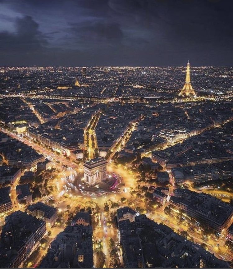 ibracadabra_77's tweet photo. Plus belle ville du monde et vous ? https://t.co/LSnSMHWL32
