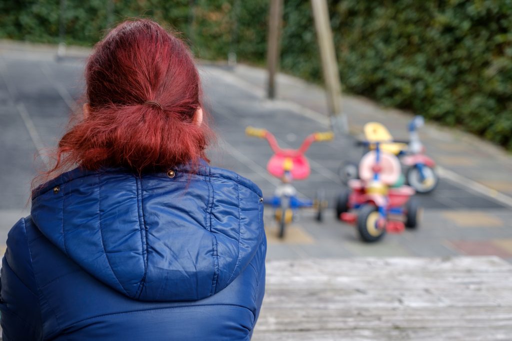 NeosEindhoven's tweet photo. Rolpatronen en verwachtingen: we hebben er allemaal mee te maken in onze relaties, op straat en online. En wat als je niet wilt of kunt voldoen aan stereotype beelden en je eigen leven wilt leiden: hoeveel ruimte krijg JIJ dan, thuis of op school? #geweldhoortnergensthuis https://t.co/qveZSY1u7I