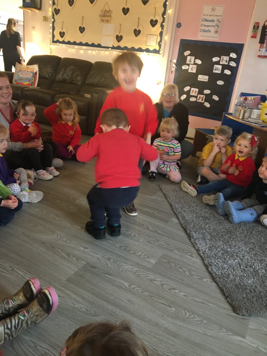 SerfsSt's tweet photo. Learners in the clubhouse pod enjoyed some listening games during altogether time.
Learners M &amp; J listened well and took part having the best fun.
#listening
#sandyboy
#honeypot https://t.co/mMGhSrtpKh